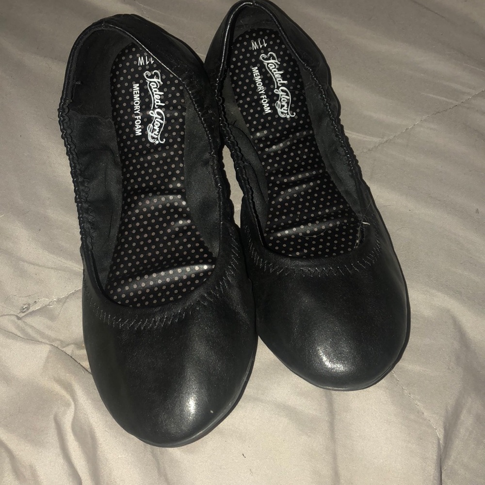 Black ballet flats size 11